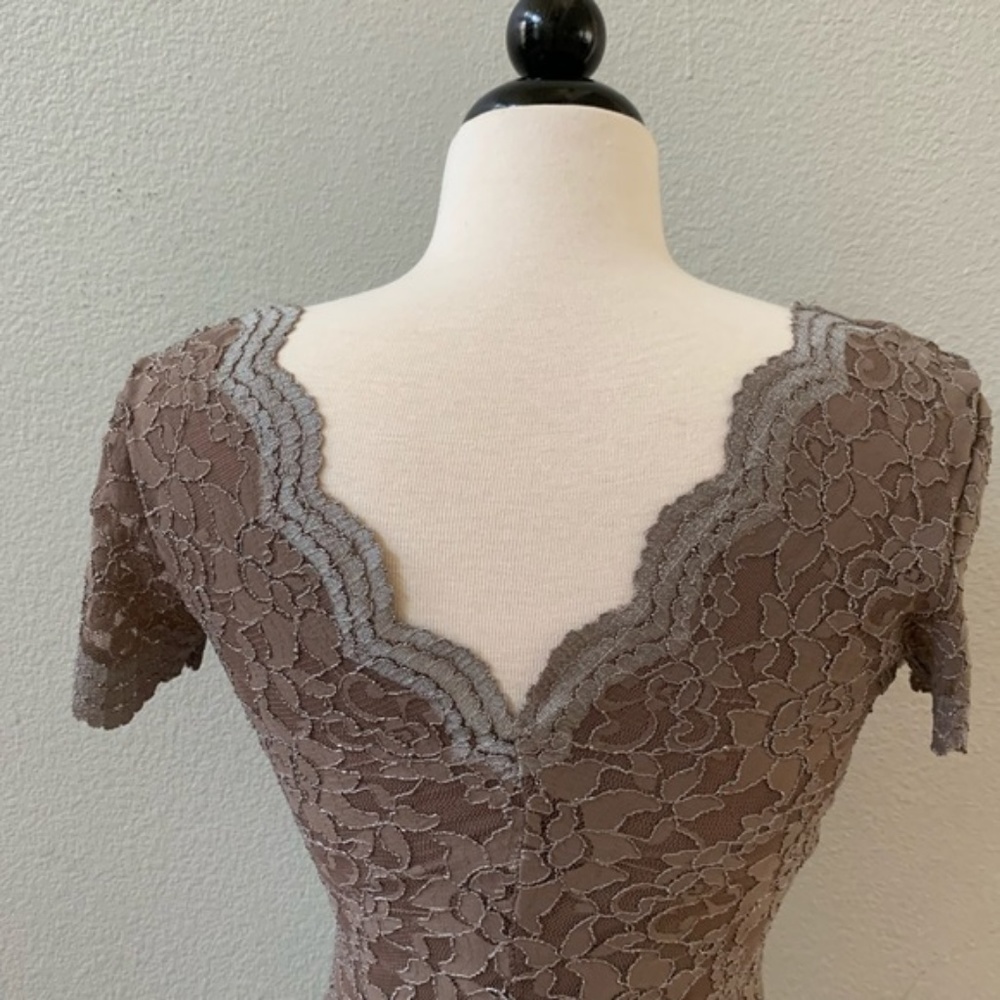 KIMCHI BLUE urban outfitters Gray scallop lace bodycon dress womens M - Picture 6 of 7